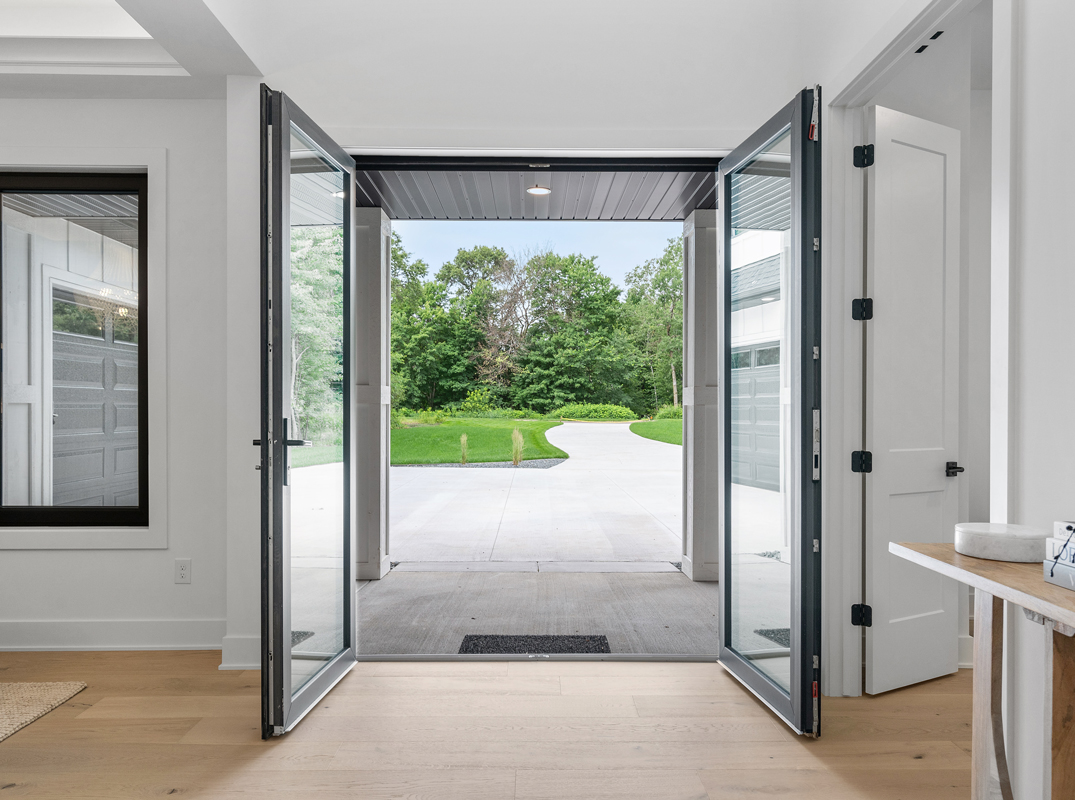 Choosing an Entry Door for Your Barndominium